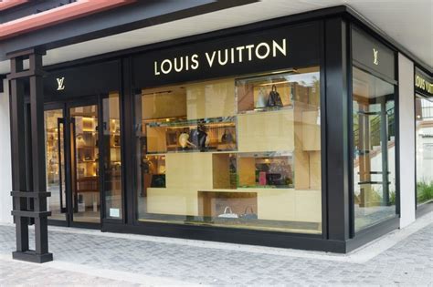 louis vuitton nassau